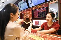 Giá vàng chinh phục mốc mới