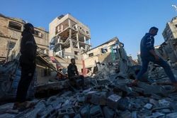 Bệnh truyền nhiễm lan nhanh ở Gaza giữa chiến sự