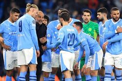 Cabin BLV: Man City của Pep Guardiola vẫn đang 'vỡ bài'