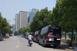 Xử lý nghiêm tình trạng xe dù, bến cóc, tăng giá vé trái quy định dịp Tết