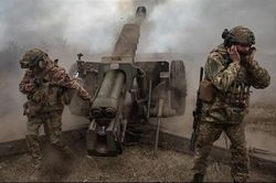 Nhà Trắng hối thúc lưỡng viện quốc hội Mỹ phê duyệt gói viện trợ quân sự cho Ukraine