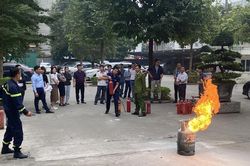 Trang bị kỹ năng xử lý khi có hỏa hoạn cho cán bộ công nhân viên công ty
