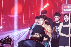 Nguyễn Trần Duy Nhất thắng như chẻ tre ở 2 trận đấu lớn trong 15 ngày, tung tuyệt kỹ khiến võ sĩ Thái Lan và Malaysia thất bại