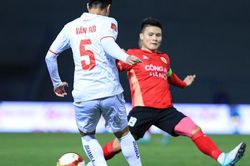 Bóng đá Thủ đô suy yếu, cờ đến tay Nam Định