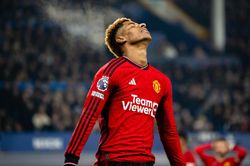 Hàng công MU: Đã đến lúc Ten Hag loại bỏ Rashford?