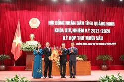 Ông Cao Tường Huy được bầu giữ chức Chủ tịch UBND tỉnh Quảng Ninh