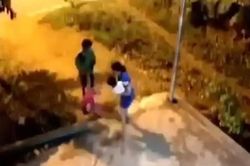Khởi tố người bố ở Thanh Hóa cầm chân con 4 tuổi ném ra đường
