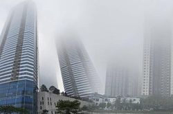 Hà Nội trời mù sương như Sa Pa, ô nhiễm không khí nghiêm trọng