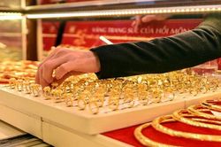 Giá vàng hôm nay 8/12 tiếp đà giảm nhẹ