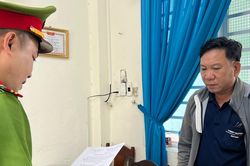 Khởi tố tài xế lao thẳng xe đầu kéo vào tổ tuần tra