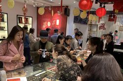 Giá vàng SJC giảm hơn 400.000 đồng mỗi lượng sau một tuần giao dịch