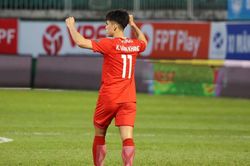 Khuất Văn Khang gửi 'lời nhắn' đến HLV Troussier
