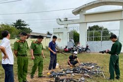 Krông Pa tiêu hủy 198 loại vũ khí, vật liệu nổ, công cụ hỗ trợ