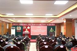 Huấn luyện nghiệp vụ PCCC và CNCH cho CBCS Công an Sơn La