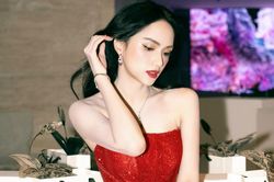 Hương Giang: 'Hóa ra là khi chán nhau rồi, ta thường chê trách nhau tồi....'