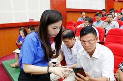 Khắc phục khó khăn, đẩy mạnh chuyển đổi số