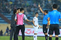 V-League đang... quá 'nóng'!