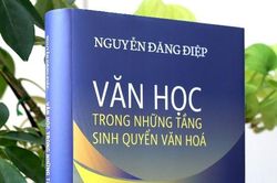 Văn học trong những tầng sinh quyển văn hóa