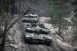 Nga tấn công Ukraine trên mọi mặt trận