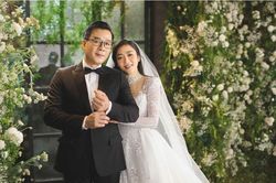 'Vua cá Koi' còn nặng lòng với vợ cũ Hà Thanh Xuân?