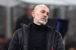 Milan và cuộc chiến của Stefano Pioli