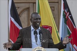 Kenya bỏ yêu cầu thị thực đối với du khách nước ngoài