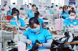 ADB: Dự báo tăng trưởng của Việt Nam năm 2024 duy trì ở mức 6%