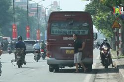 Hà Nội xử lý nghiêm xe đón trả khách sai quy định