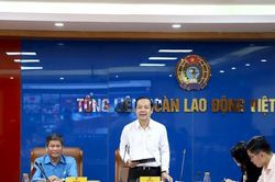 Thu hút, tập hợp đoàn viên, người lao động trên mặt trận truyền thông internet