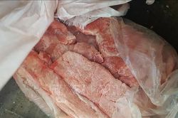 Phát hiện xe tải chở 10 tấn nầm lợn không rõ nguồn gốc xuất xứ