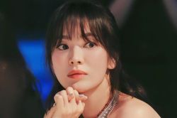 Song Hye Kyo thừa nhận đã có tình mới, lại còn công khai nói lời yêu đầy ngọt ngào