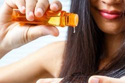 Tiêu hủy 7 sản phẩm dầu gội, chăm sóc tóc 'ngoại nhập'