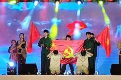Xã Phú Bình đoạt giải nhất toàn đoàn Hội diễn văn nghệ quần chúng huyện Phú Tân năm 2023