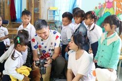 Ngày hội chụp ảnh chân dung miễn phí cho trẻ em vùng cao