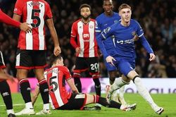 Chelsea lần đầu trong mùa giải thắng liên tiếp trên sân nhà