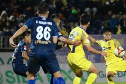 Hoàng Anh Gia Lai gây thất vọng trước Sông Lam Nghệ An