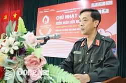 Hiến tặng khoảng 1 ngàn đơn vị máu trong chương trình Chủ nhật đỏ hiến máu cứu người