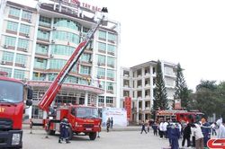 Công an Sơn La đồng loạt tổ chức tuyên truyền, trải nghiệm thực hành chữa cháy và cứu nạn cứu hộ