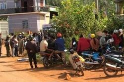 Nam thanh niên chết bất thường bên đường ở Đắk Nông