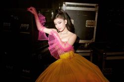 Lâm Bảo Ngọc mời Myra Trần trình diễn trong mini concert sau The Masked Singer
