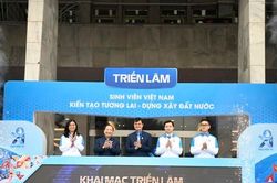 Khai mạc triển lãm 'Sinh viên Việt Nam - Kiến tạo tương lai, dựng xây đất nước'