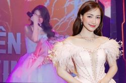 Hòa Minzy hạnh phúc khi về quê hương Bắc Ninh hát, bật khóc nhắc về người bà quá cố