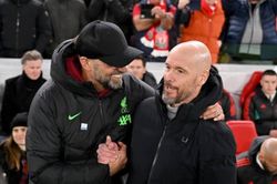 MU cầm hòa Liverpool: Van Dijk chê 'Quỷ Đỏ' đá nhát, Ten Hag ca ngợi học trò