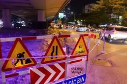 Xén hè đường, nút giao thông Ngã Tư Sở có hết tắc?