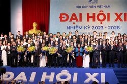 Chủ tịch nước nhắn nhủ sinh viên Việt Nam, nhân tố quyết định thịnh, suy của quốc gia trong tương lai