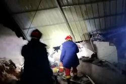 Hơn 340 người thương vong vì động đất mạnh ở Trung Quốc