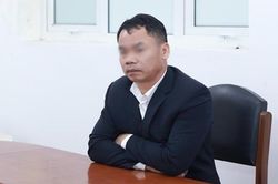 Bắt tạm giam Chủ tịch Liên đoàn Lao động huyện Lạc Sơn