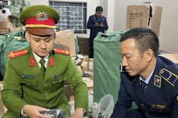 Hà Nội: Tạm giữ gần 10.000 sản phẩm vi phạm trị giá khoảng 4,4 tỷ đồng