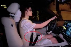 Tự lái xe về nhà sau đêm diễn, Đông Nhi bị soi chi tiết đang mang thai?