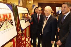 Tổng Bí thư Nguyễn Phú Trọng dự và phát biểu chỉ đạo Hội nghị Ngoại giao lần thứ 32